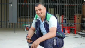 How contractors track job status witho...